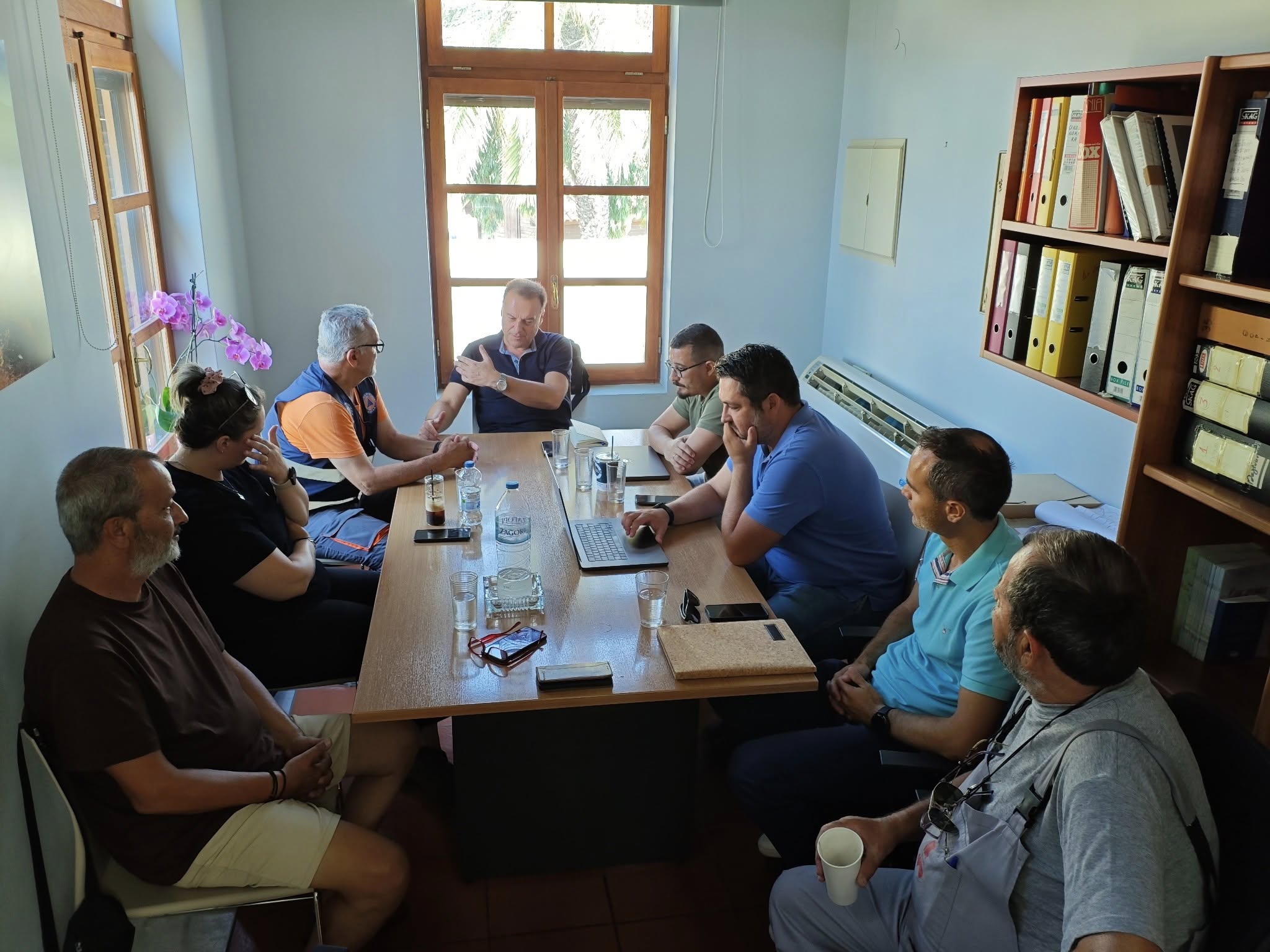 Νέα συνεργασία με εθελοντές και πολιτική προστασία του Δήμου Λαυρεωτικής